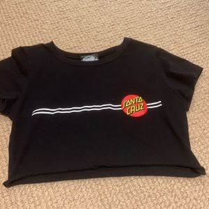 Worn 2 times. Short crop top. Suggested For small people.